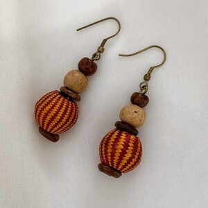 VTG Wood Woven Bead Dangle Earrings
